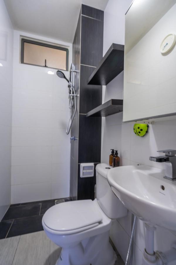 Peaceful 3-Bedroom With Pool 5 Pax - Wangsa Maju Kuala Lumpur Exteriér fotografie
